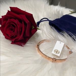 Rose gold Tory logo bangle